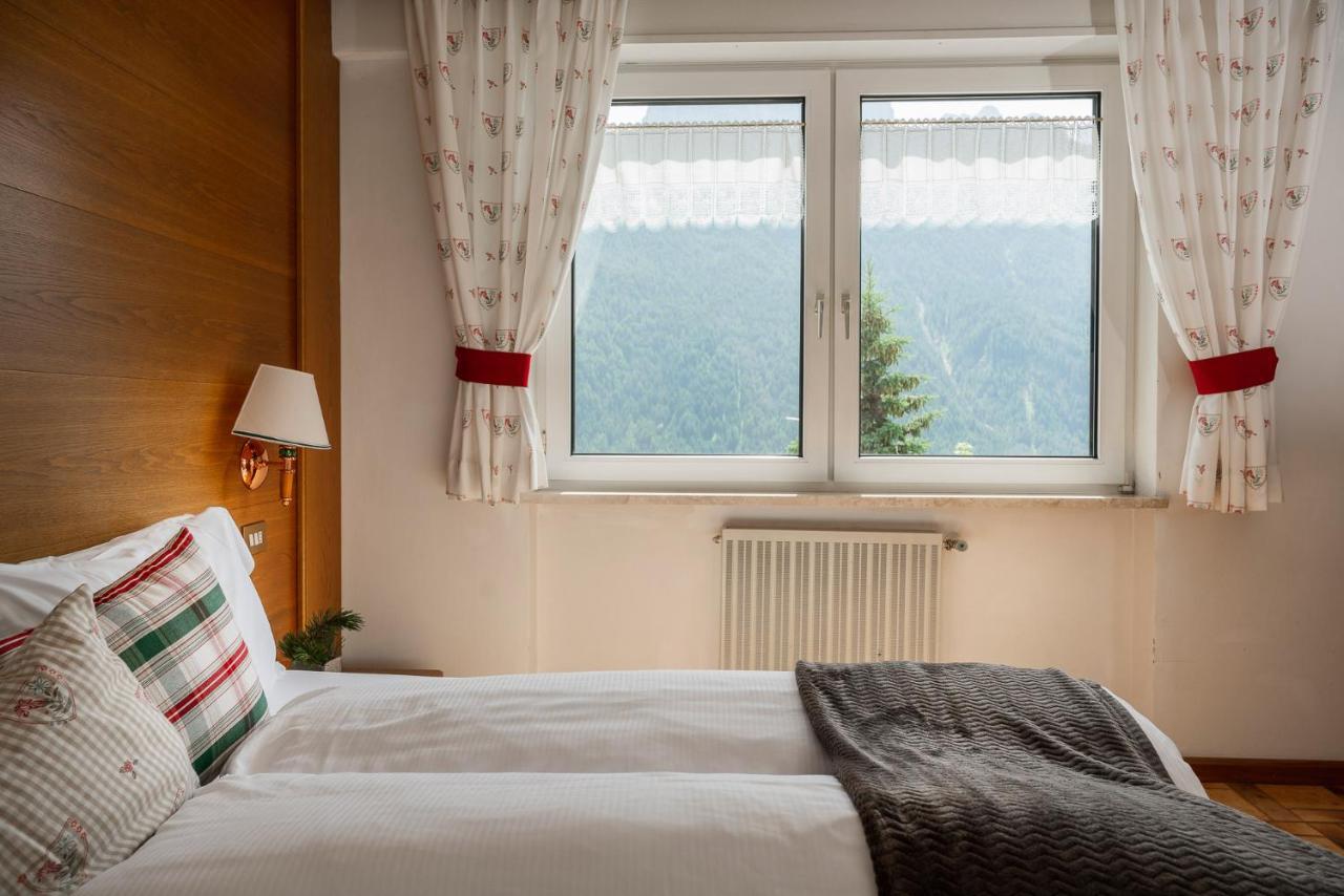 A. Paolo Apartments Vigo di Fassa Luaran gambar