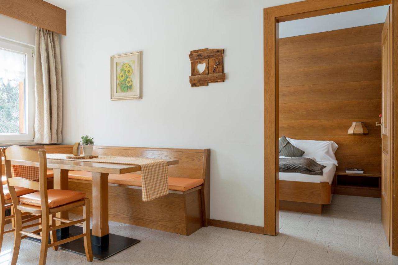 A. Paolo Apartments Vigo di Fassa Luaran gambar