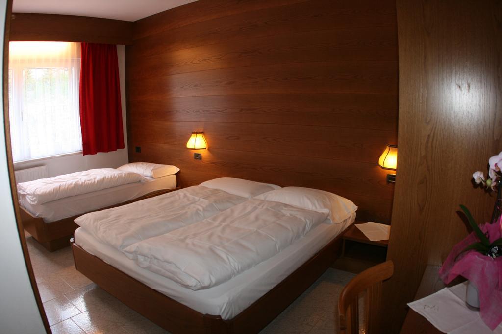 A. Paolo Apartments Vigo di Fassa Luaran gambar