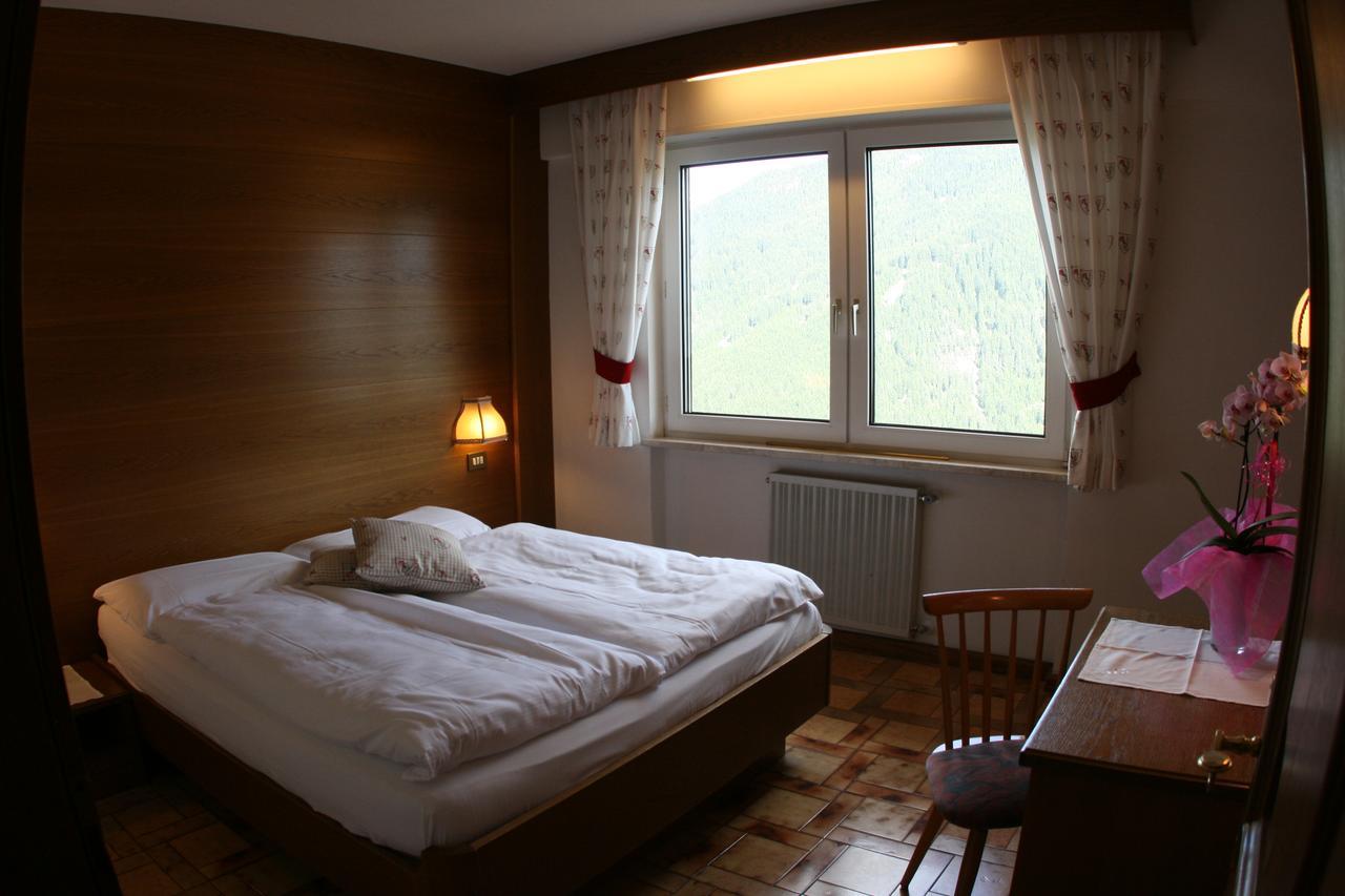 A. Paolo Apartments Vigo di Fassa Luaran gambar